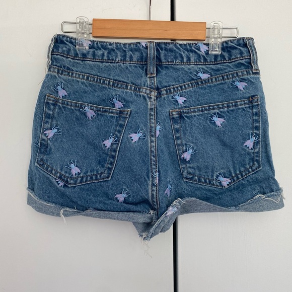 H&M Embroidered Bug Cheeky Jean Shorts - Picture 2 of 5